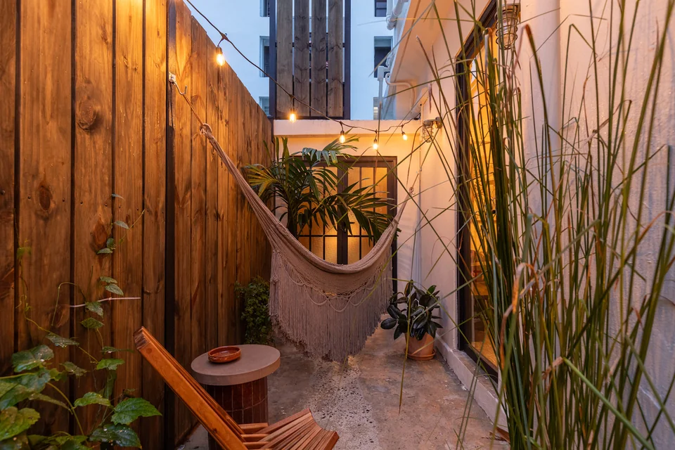 Hammock and outdoor seating on RYO’s private patio